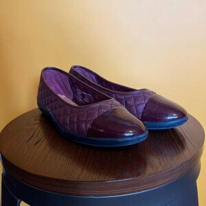 Shoes w Memory Foam Quilted Look